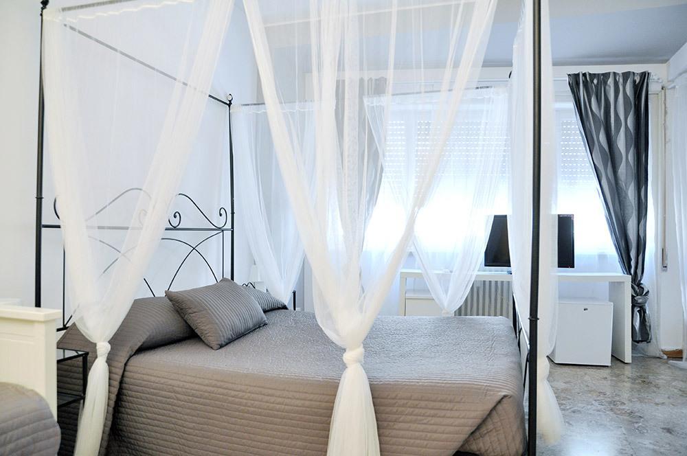 Ideal B&B Roma Phòng bức ảnh